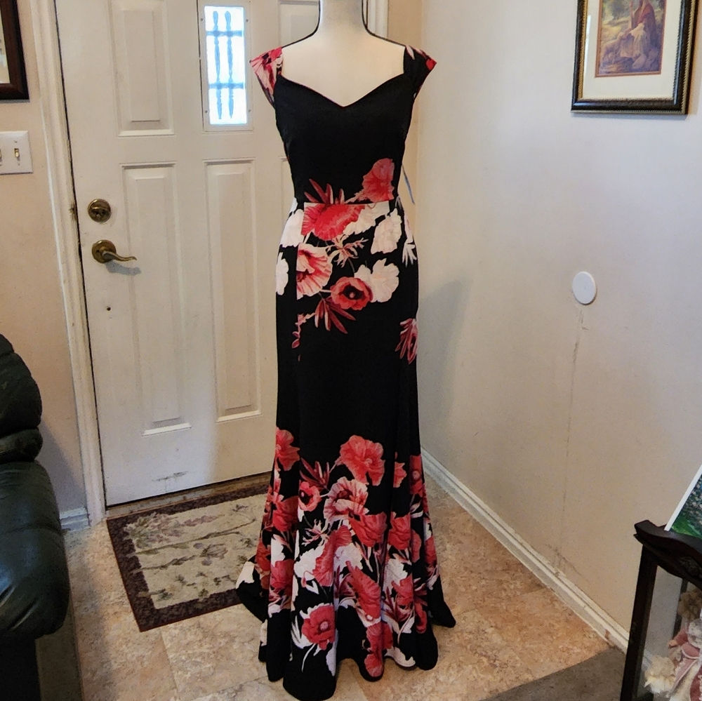 Eva Mendes dress - Picture 2 of 2
